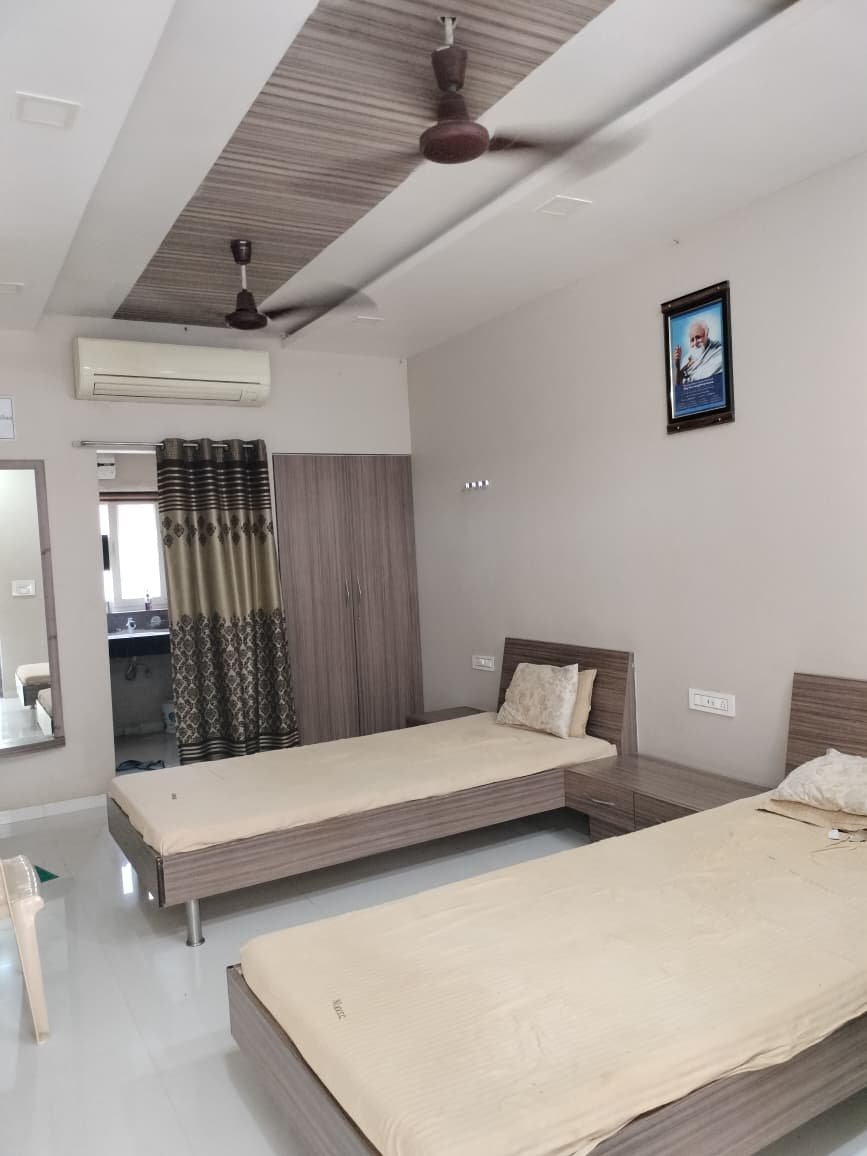 Room 7
